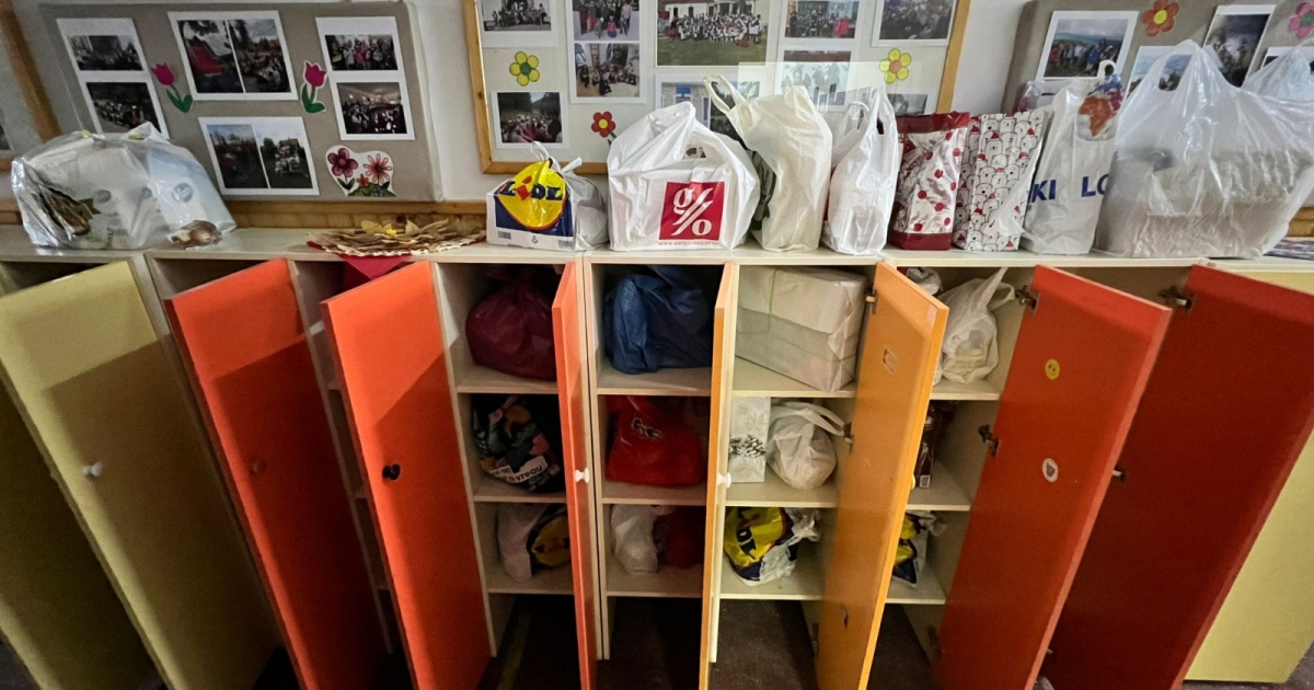 Egyedülálló időseknek segítenek